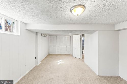 2711 Henderson Ave, Silver Spring MD 20902-1919 exterior