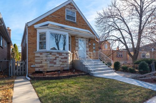3851 Octavia Ave, Chicago, IL 60634-3515