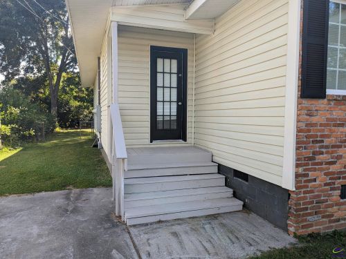 1313 Joseph Ave, Warner Robins GA  31088-4548 exterior