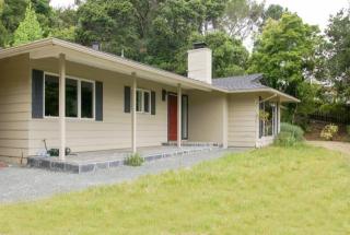 300 Robinwood Ln, Burlingame, CA 94010-7161