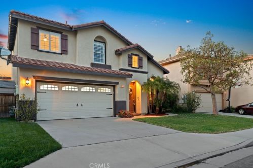 8721 Heatherwood Rd, Anaheim CA  92808-1690 exterior