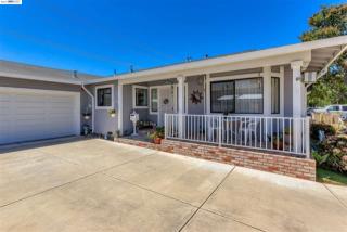 981 El Rancho Dr, Livermore, CA 94551-8130