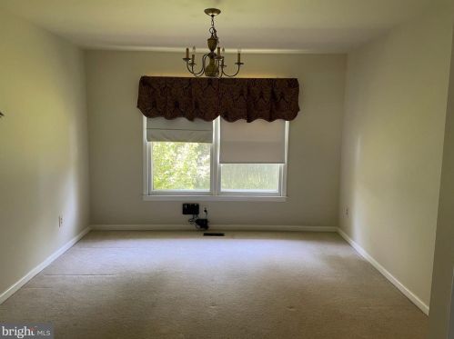 9713 Waterline Dr, Springfield VA  22015-4452 exterior