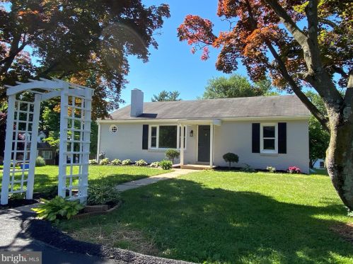 1324 Bonneview Rd, York, PA 17406-1707