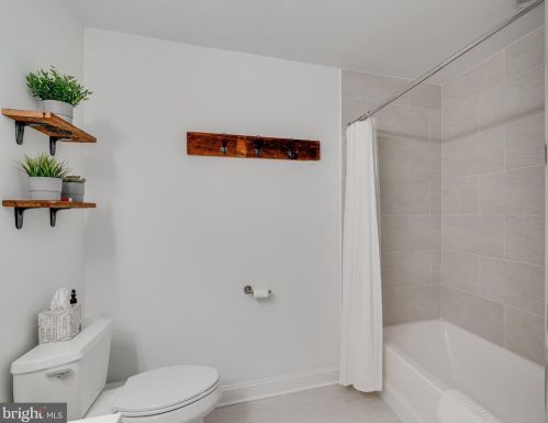 1421 Howard St, Philadelphia PA  19122-3905 exterior