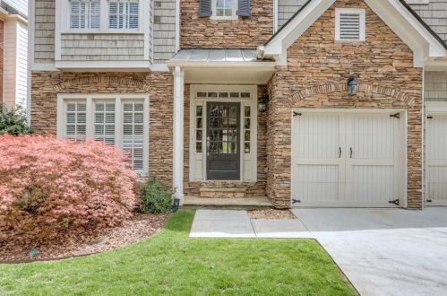 2611 Brookline Cir, Atlanta GA  30319-3686 exterior
