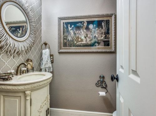 4401 Bay Vly Dr, Garland TX  75043-1874 exterior