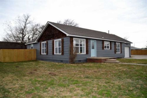 503 Highland Ave, Cushing, OK 74023-2809