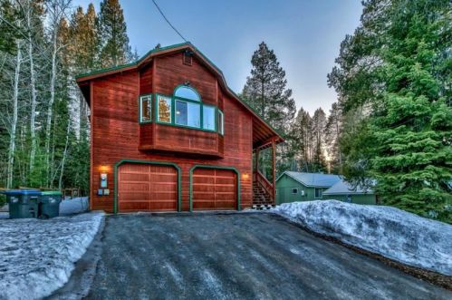 10375 Lenelle Ln, Truckee, CA 96161-2688