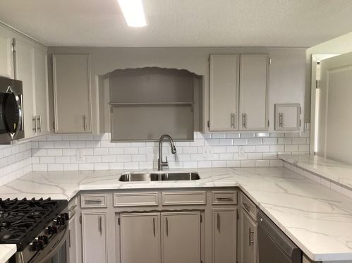 1041 2 St, Bellvue TX 77418-2948 exterior