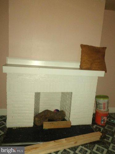 3734 19 St, Philadelphia PA 19140-3543 exterior