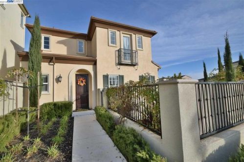 4569 Grafton St, Pleasanton, CA 94568-7431