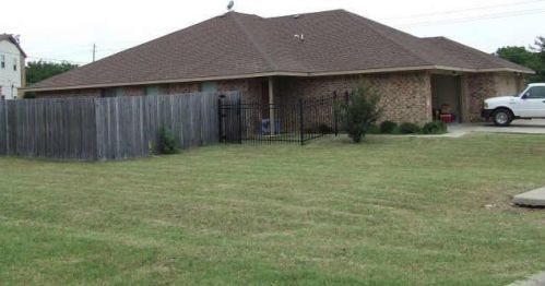 1301 5th St, Midlothian TX  76065-1989 exterior