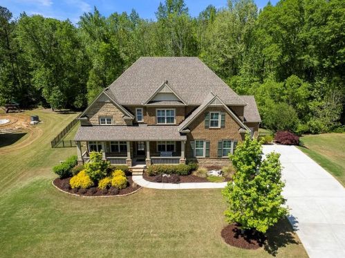 4472 Sterling Pointe Dr, Kennesaw, GA 30152-7347