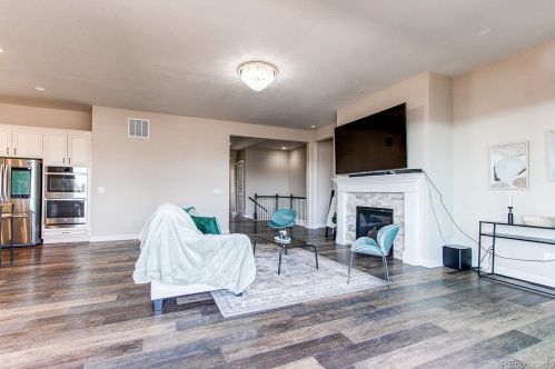 6550 Addison Way, Denver CO 80016-4162 exterior