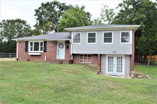 109 Westwood Dr, Belton, SC 29627-2141