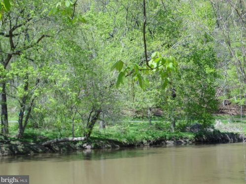 2302 Colston Dr, Silver Spring MD 20910-2514 exterior