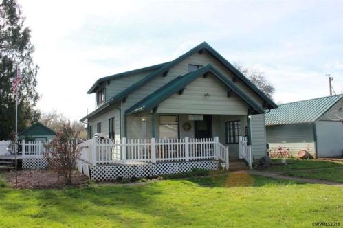 38738 Garden Dr, Scio, OR 97374-9538