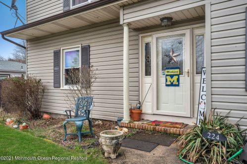 224 Haines St, Lacey Township, NJ 08734-2821