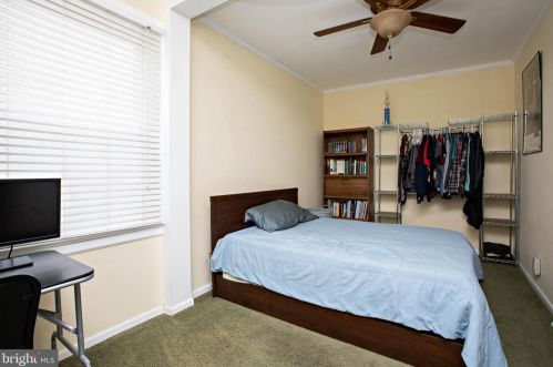 3240 48 St, Camden NJ 08109-2108 exterior