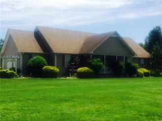 32 Riverwood Dr, Manchester, TN 37355-7184
