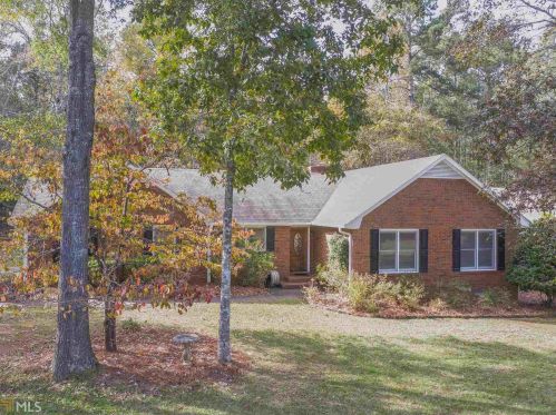 720 Burg Rd, Locust Grove, GA 30248-4003