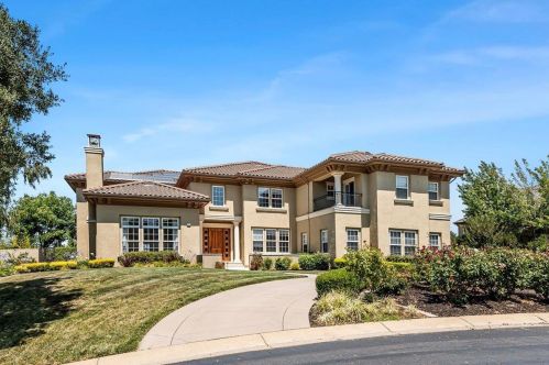3732 Raboli St, Pleasanton, CA 94566-2212