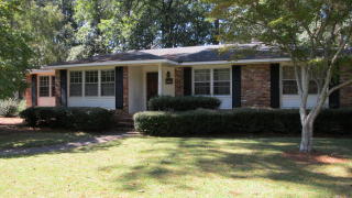 607 Canterbury Dr, Augusta, GA 30909-3311