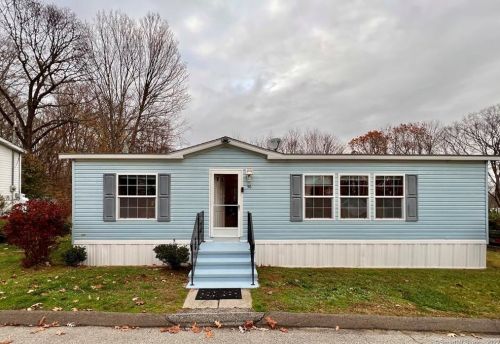 56 Mountainview Rd, East Hampton, CT 06424-1479