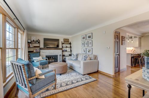1930 Arona St, Saint Paul MN  55113-5857 exterior