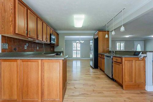 2528 Country Club Dr, Conyers GA  30013-4959 exterior