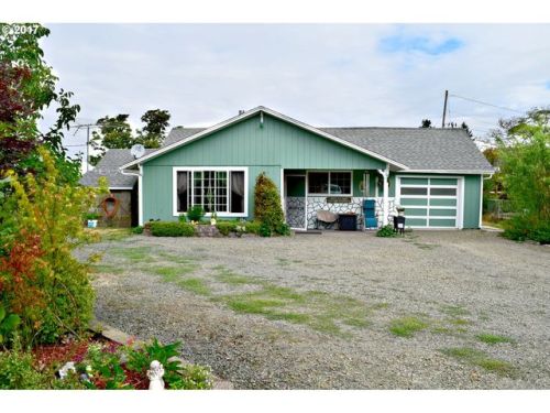 662 Central Ave, Lebanon, OR 97355-3629