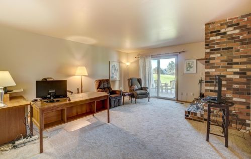 3282 Camelot Dr, Saint Paul MN  55125-2754 exterior
