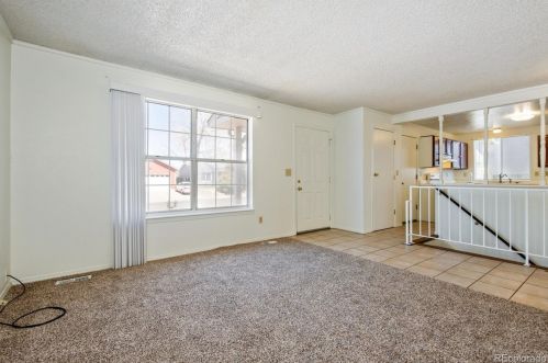 14602 Elk Pl, Denver CO 80239-5429 exterior