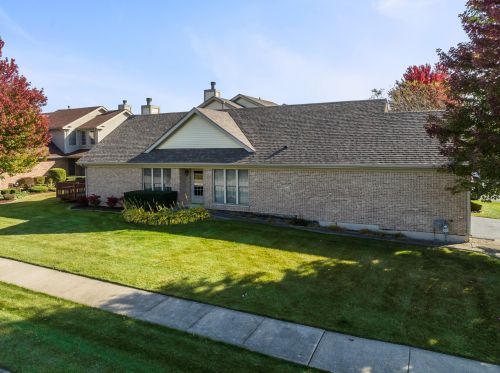 35 Corinth Ct, Tinley Park, IL 60477-4818