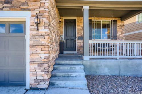 7381 Old Hammer Way, Aurora, CO 80016-6115