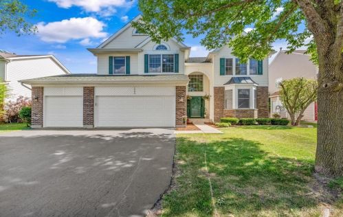 1565 Autumncrest Dr, Bull Valley, IL 60014-2947