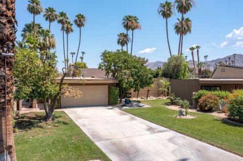4 Chandra Ln, Rancho Mirage, CA 92270-2102