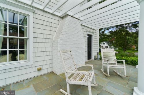 1 Rdg Rd, Severna Park MD 21146-4538 exterior