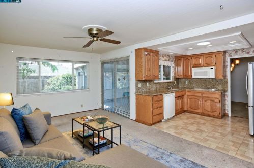1793 Sattler Dr, Concord CA  94519-1422 exterior