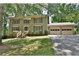 4502 Ridgeland Dr, Lilburn, GA 30047-4348