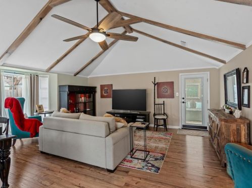 6116 Locke Ave, Fort Worth TX  76107-5515 exterior