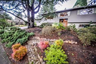 40 107th Ave, Portland, OR 97229-6202