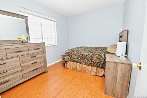 848 Naples Way, Aurora CO 80017-3170 exterior