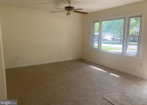 5521 Larch St, Fredericksburg, VA 22407-1209