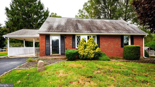 1200 Wild Orchid Dr, Fallston, MD 21047-1707