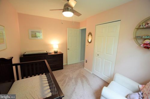 6100 Heron Pond Ct, Springfield VA  22015-3738 exterior