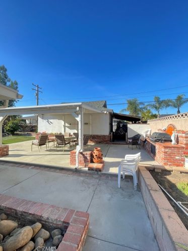 1433 San Antonio Ave, Upland CA 91786-2753 exterior