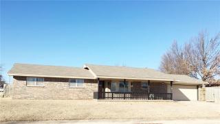 1008 Kouba Dr, Yukon, OK 73099-3935