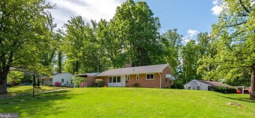 7417 Hastings St, Springfield VA  22150-4107 exterior